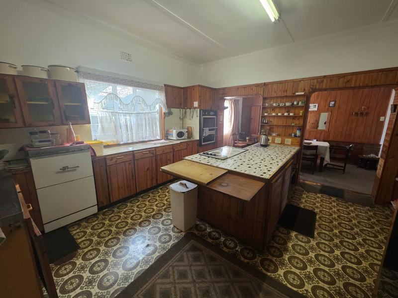 13 Bedroom Property for Sale in Klipkop Western Cape